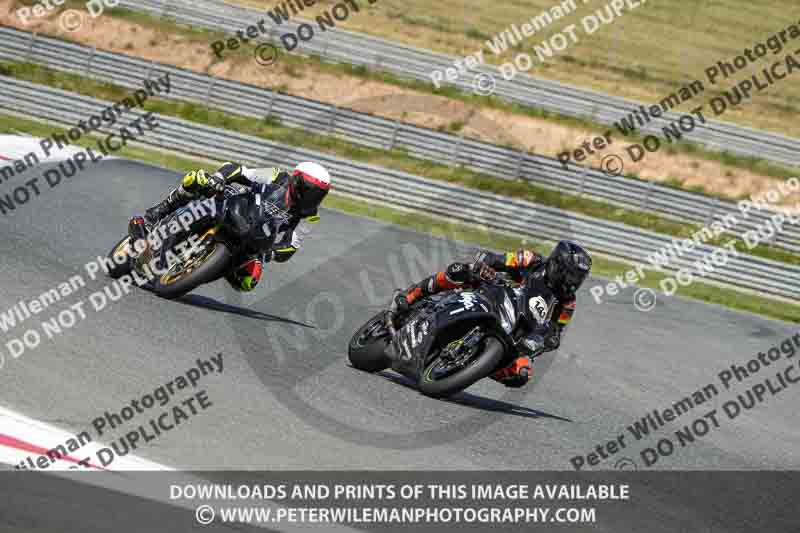 cadwell no limits trackday;cadwell park;cadwell park photographs;cadwell trackday photographs;enduro digital images;event digital images;eventdigitalimages;navarra;no limits trackdays;peter wileman photography;racing digital images;trackday digital images;trackday photos